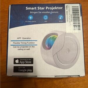 Smart Star Projector with Colorful Light / Black